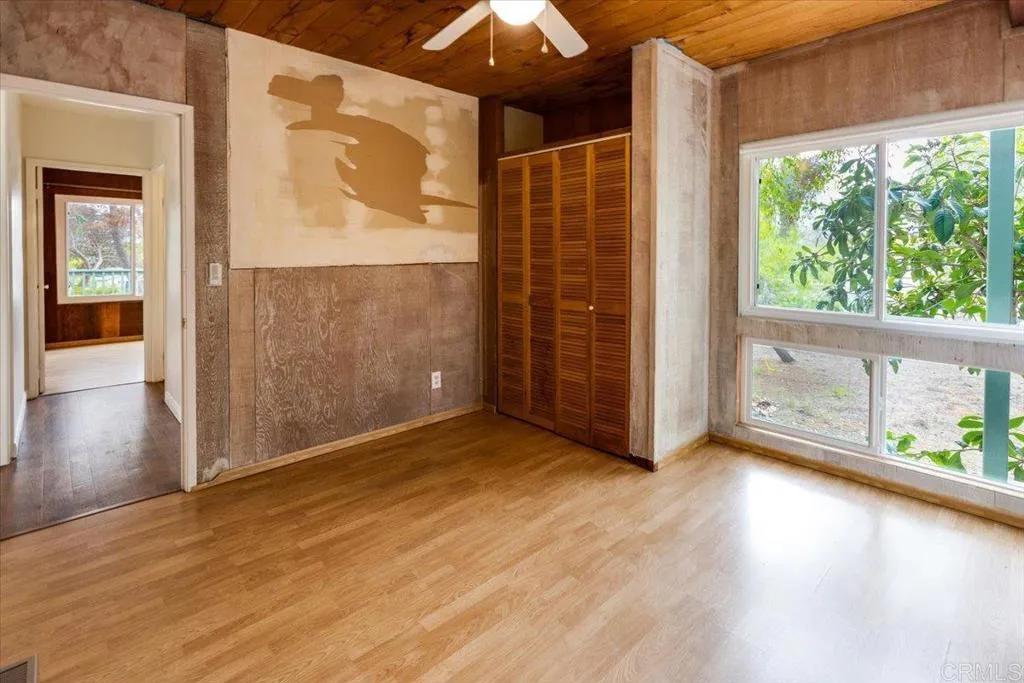 https://cdn.realtyfeed.com/cdn/127/306593642/ff8c2500d9fe39dd19721d023ae0200a.webp