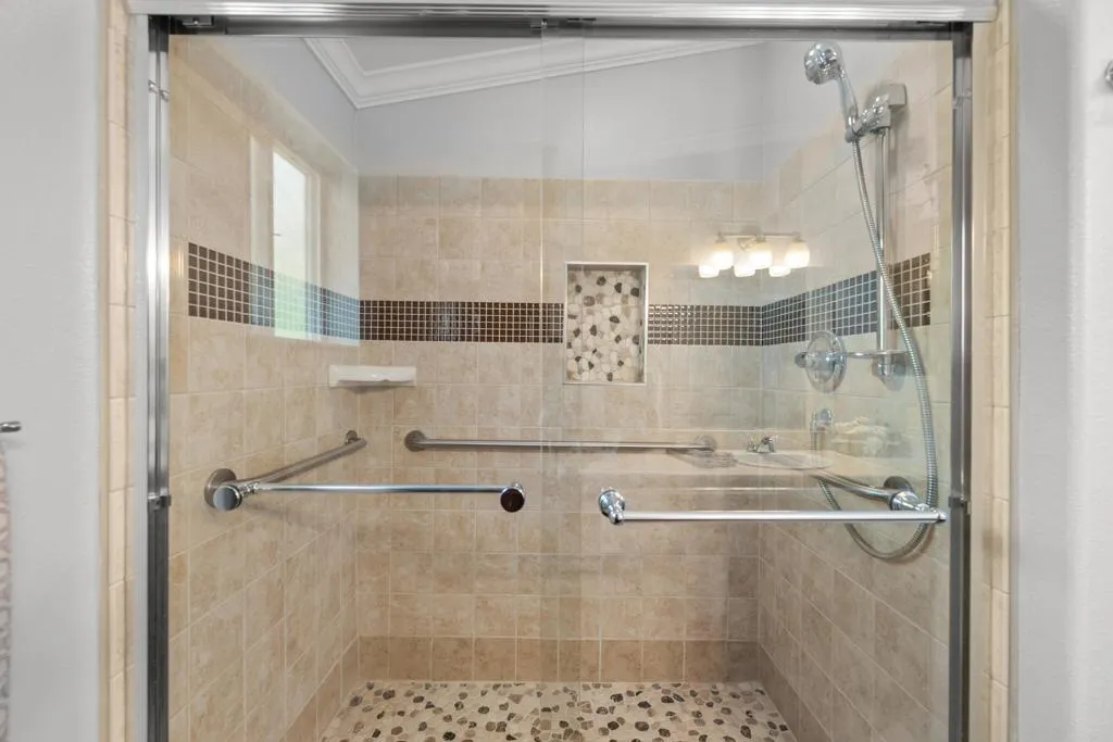 https://cdn.realtyfeed.com/cdn/127/306593656/55f308404e9de5fd70685844ec670f82.webp