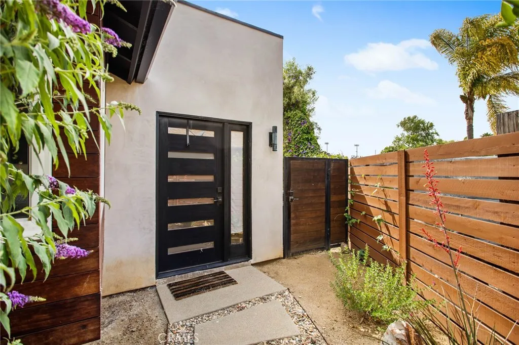 https://cdn.realtyfeed.com/cdn/127/306593718/240ee06d2b16ae86376de368ad6b05e3.webp
