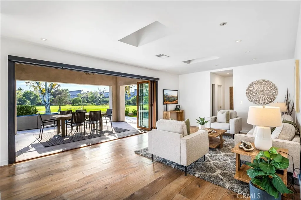https://cdn.realtyfeed.com/cdn/127/306593718/5bf4663575d13f2fa188472946bf499b.webp