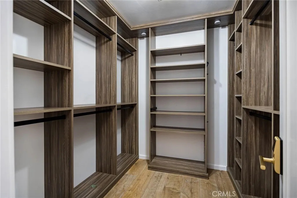 https://cdn.realtyfeed.com/cdn/127/306593718/67ef4f95d40a5d07f34a533a31d16b85.webp