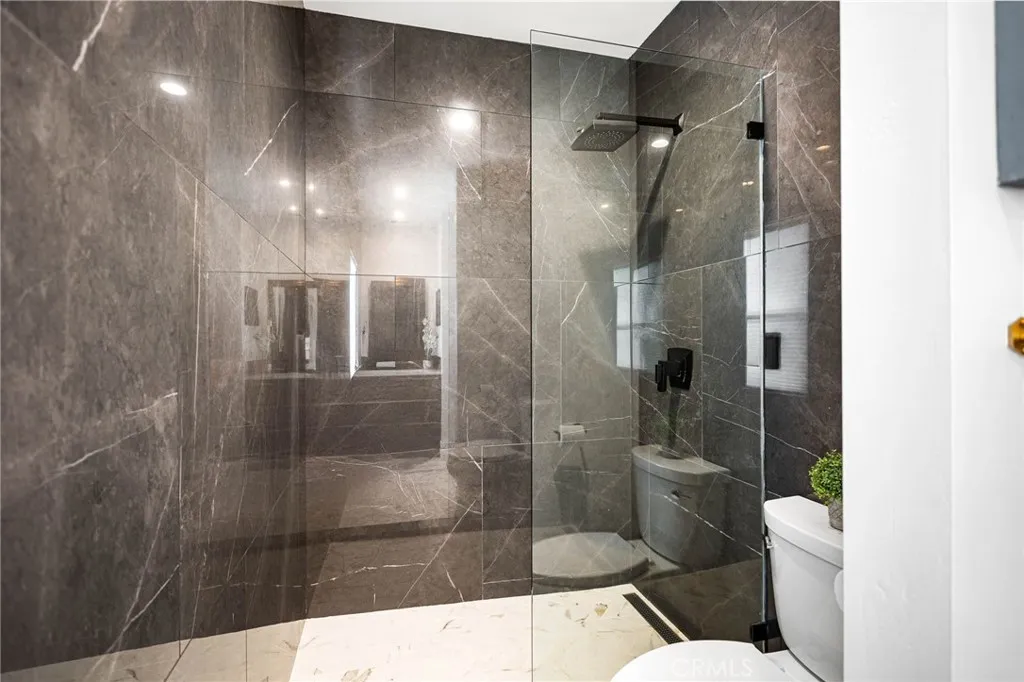 https://cdn.realtyfeed.com/cdn/127/306593718/b93964eec4a5447483a2062fb3480f18.webp