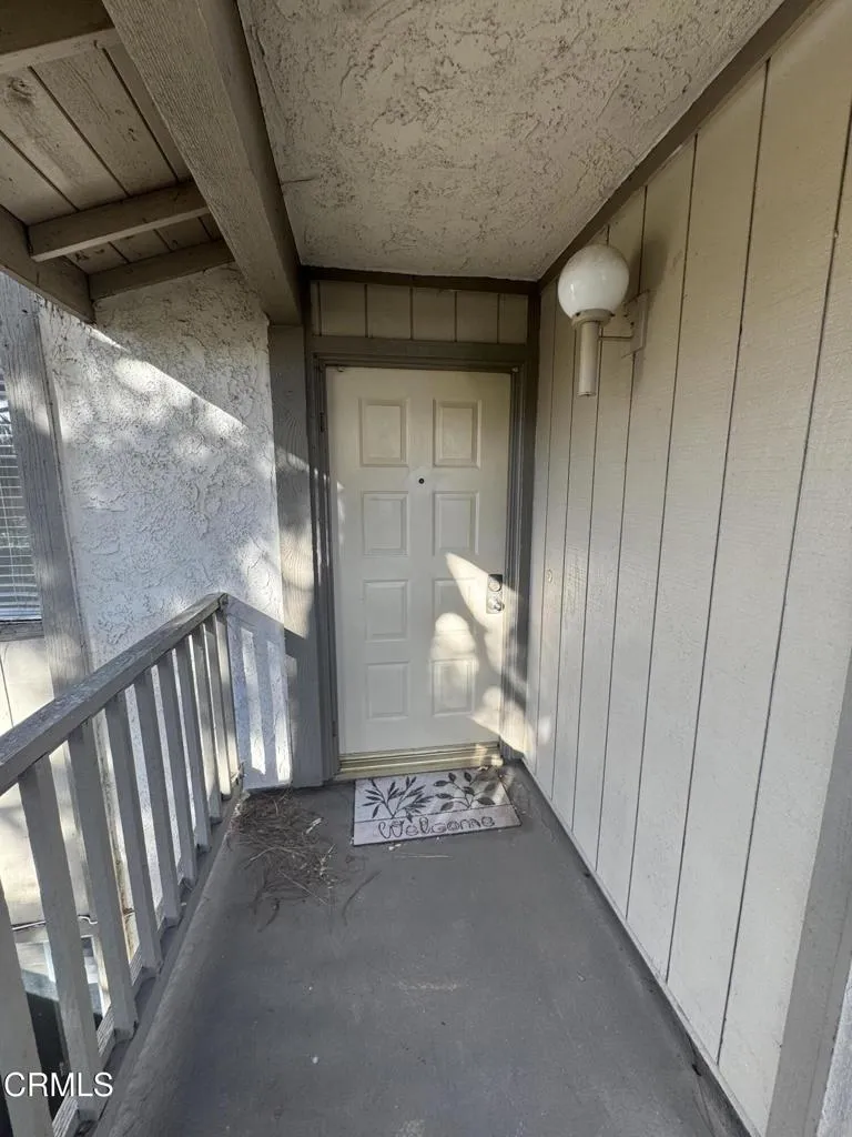 15218 Campus Park Drive Unit B, Moorpark, CA 93021 - Photo 3 of 31, Moorpark, CA