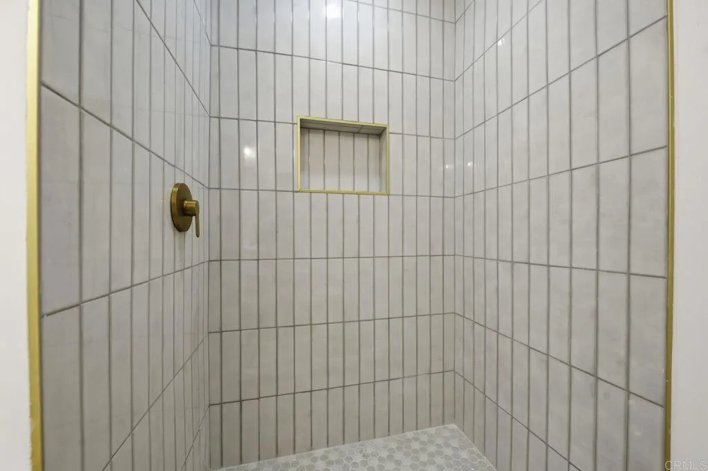 https://cdn.realtyfeed.com/cdn/127/306593791/19d327091db691b53834e5a6a9571ed3.webp