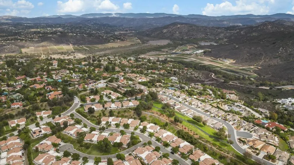 https://cdn.realtyfeed.com/cdn/127/306593791/4a2a794adda319b66aee013b6ad29dd3.webp