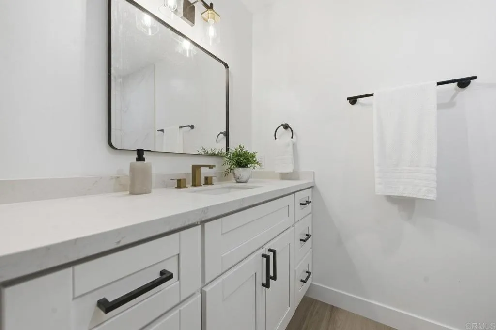 https://cdn.realtyfeed.com/cdn/127/306593791/533a57ad517eaadcfa974832ad55eff7.webp