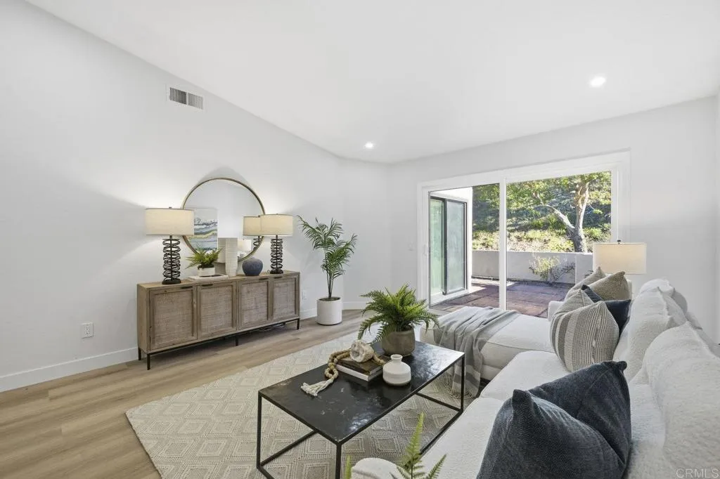 https://cdn.realtyfeed.com/cdn/127/306593791/9ecd040cc327b726ec9048805f114d41.webp