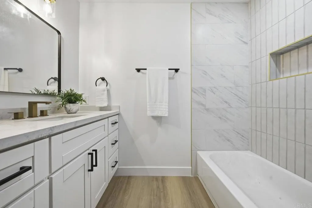 https://cdn.realtyfeed.com/cdn/127/306593791/c777bdfc26d2449b815185124a36da6c.webp
