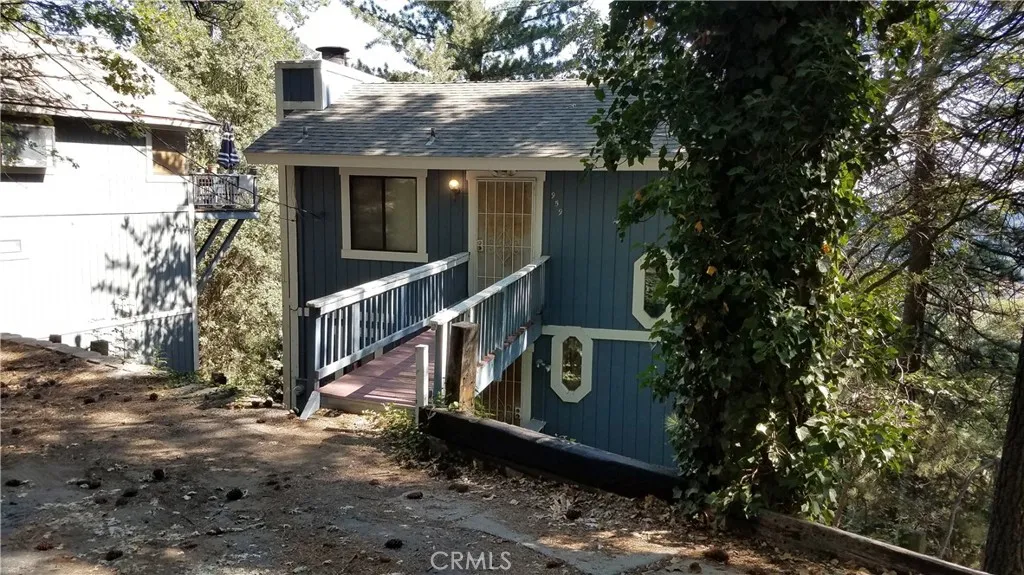 Crestline, CA 92325