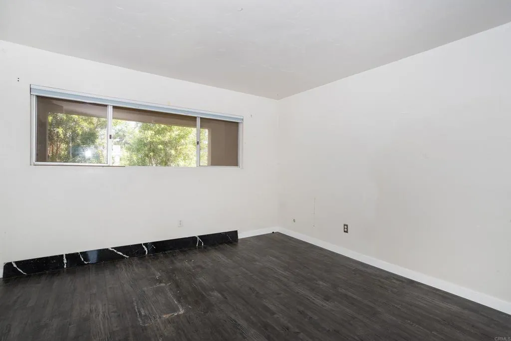 https://cdn.realtyfeed.com/cdn/127/306593818/28814733416d8b6de778a83bd230fb74.webp