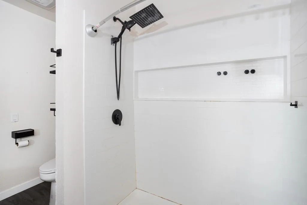 https://cdn.realtyfeed.com/cdn/127/306593818/fb5a8b6ad087d49a5df81e46ff383eed.webp