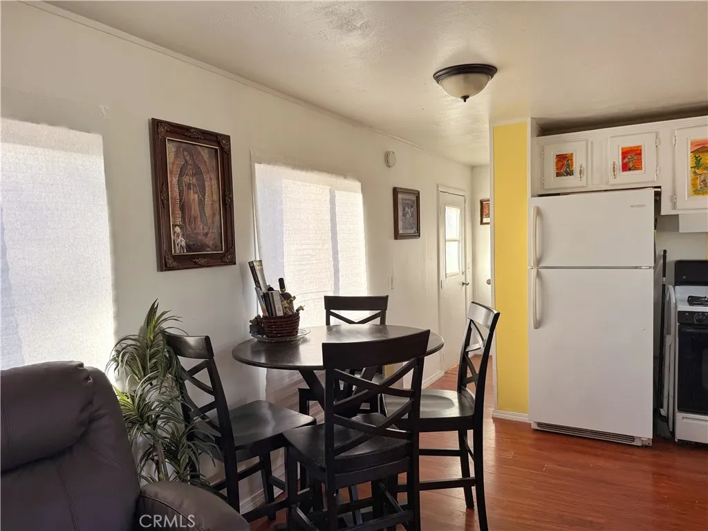 https://cdn.realtyfeed.com/cdn/127/306593932/f9bd59c9dacd55f960c70bcc3d90490e.webp