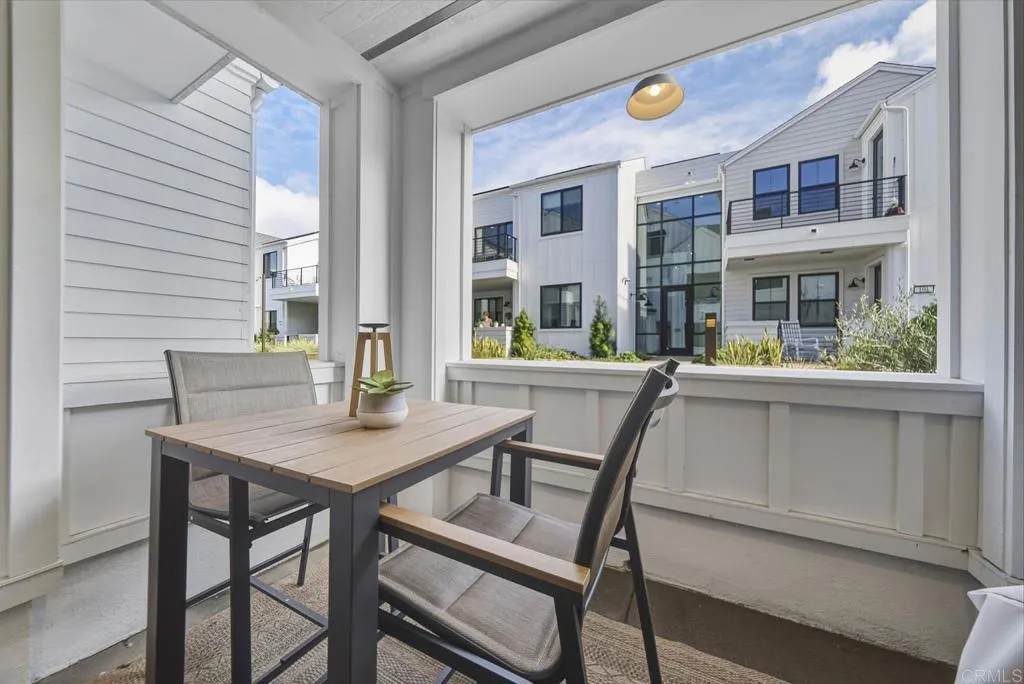 https://cdn.realtyfeed.com/cdn/127/306593935/0a570f423de04b7c6e267919fe93a838.webp