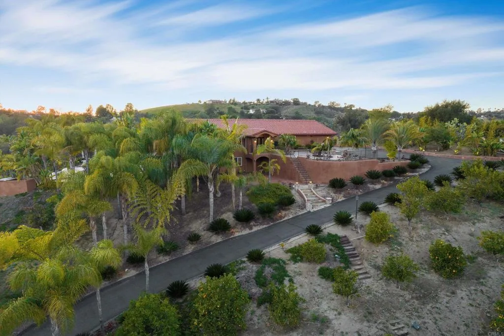 https://cdn.realtyfeed.com/cdn/127/306593967/18d36963c9eb1a5e4304b6e4383d5051.webp