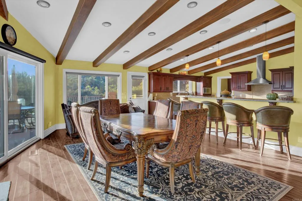 https://cdn.realtyfeed.com/cdn/127/306593967/d874321489826f519a466c4146bf3040.webp