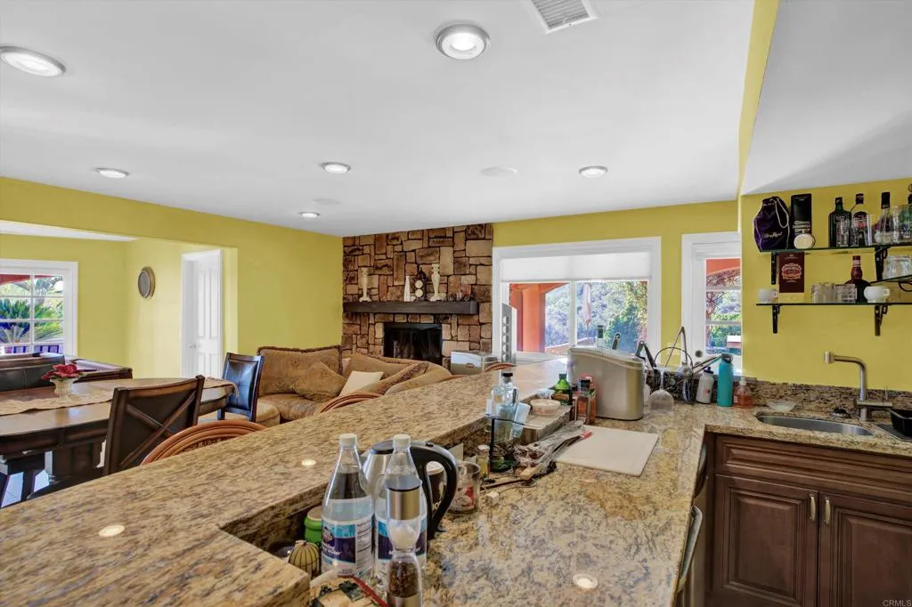 https://cdn.realtyfeed.com/cdn/127/306593967/edd598b1473d1833bdcc2f553b085249.webp