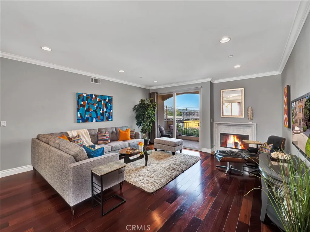 North Hollywood, CA 91601