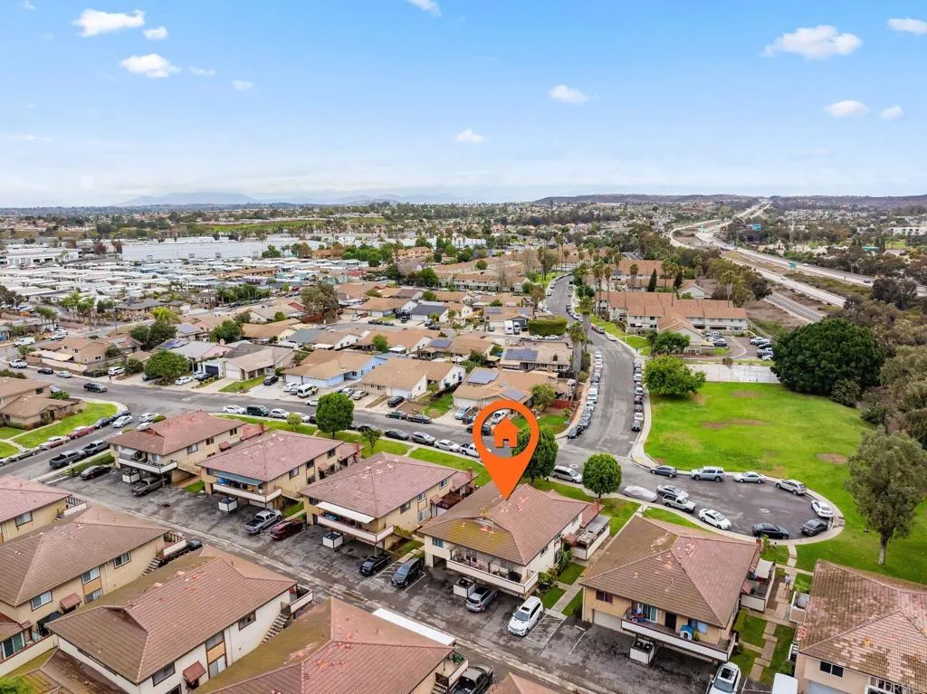 https://cdn.realtyfeed.com/cdn/127/306594229/3cf649a6457da871f3f58057be00dfe1.webp