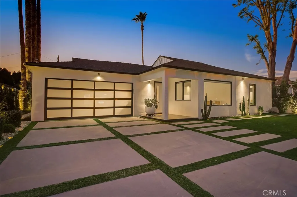 Northridge, CA 91325