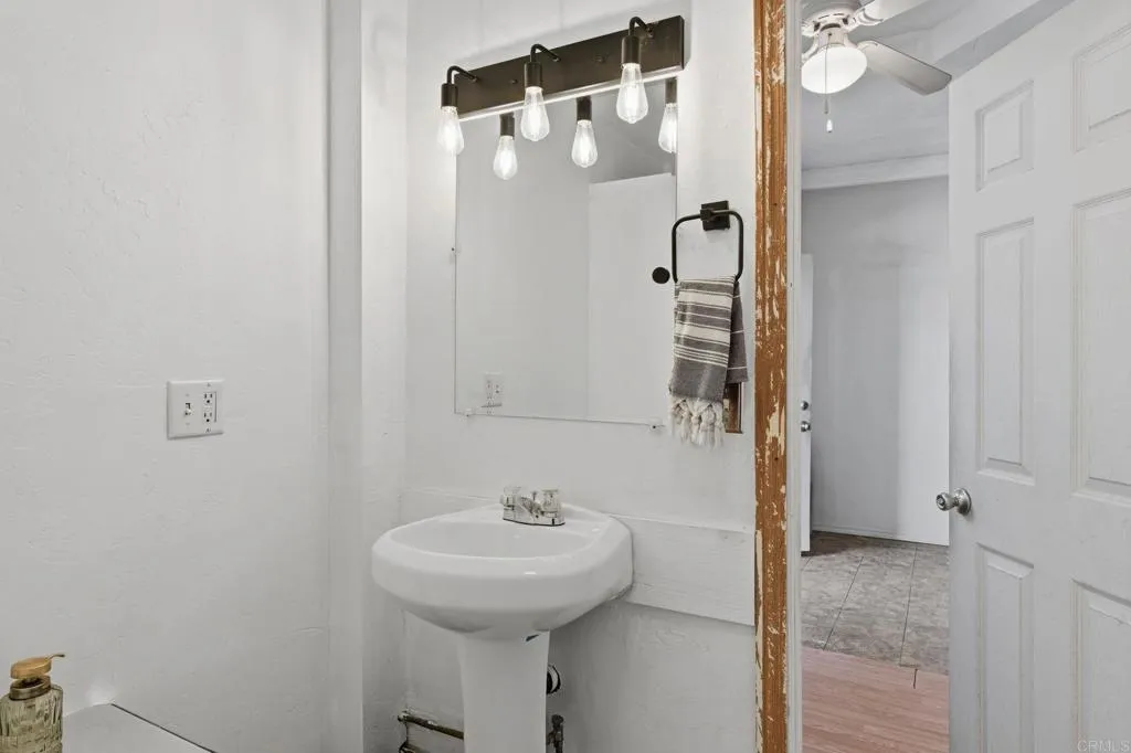 https://cdn.realtyfeed.com/cdn/127/306594269/2b501a5158976697eb48350b2a66d00c.webp