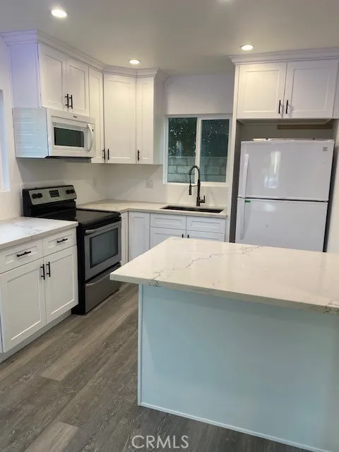 1012 4th Street, San Fernando, CA 91340 - Photo 4 of 9, San Fernando, CA