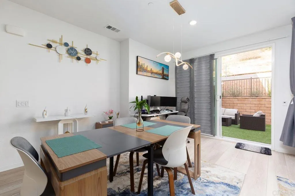 Photo #4: PTP2508778 Listing: Photo #4