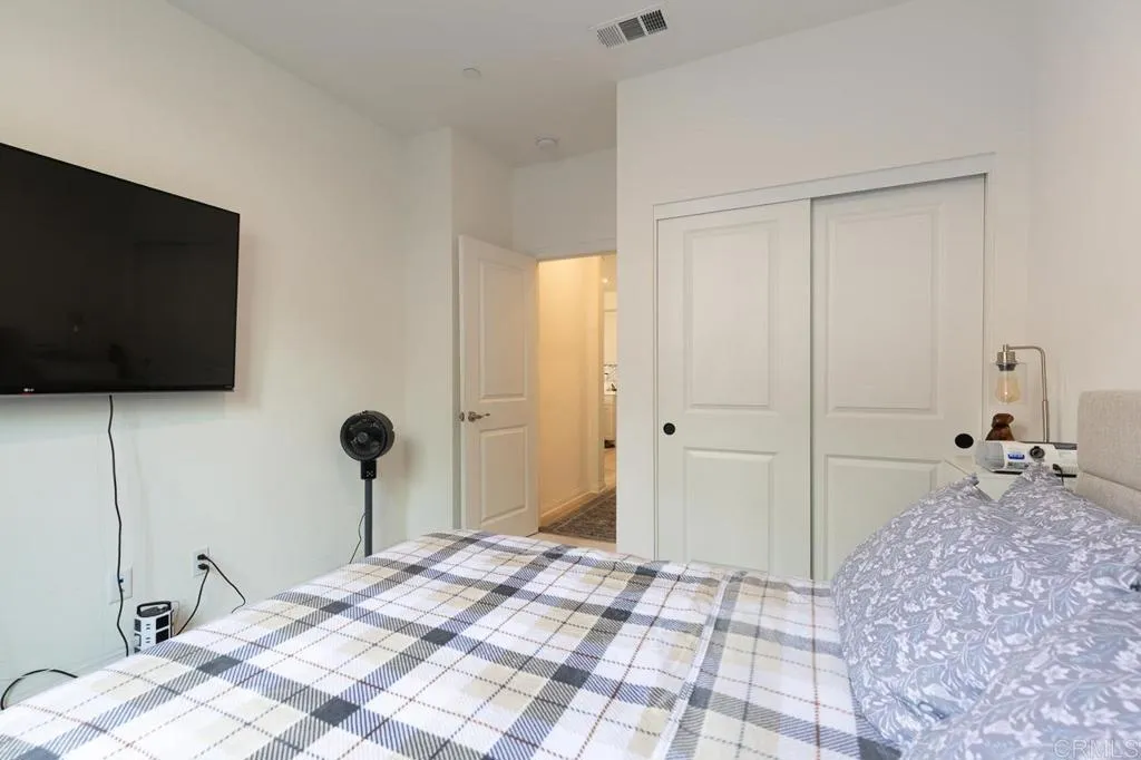 Photo #12: PTP2508778 Listing: Photo #12