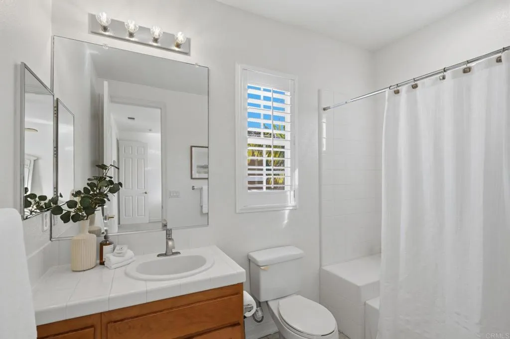 https://cdn.realtyfeed.com/cdn/127/306594285/de9d535f586b8cd5a8ba32de47530173.webp