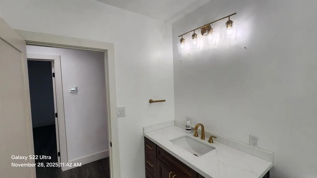 https://cdn.realtyfeed.com/cdn/127/306594397/75b8edf23006509b91e3ac61117eebd7.webp