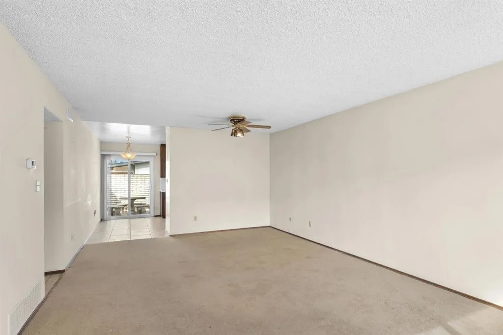 https://cdn.realtyfeed.com/cdn/127/306594505/5f5404dfcc626608ef4f5abf9d576087.webp