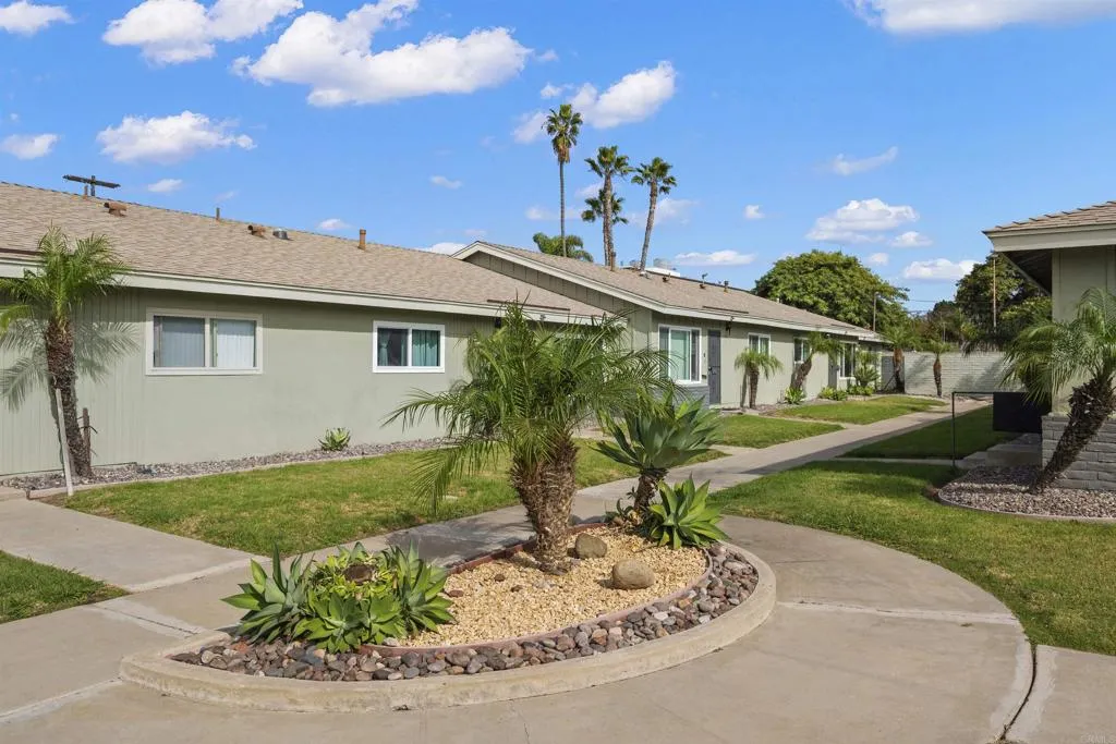 https://cdn.realtyfeed.com/cdn/127/306594505/734694a9caef1f8e9a85dec67e061439.webp