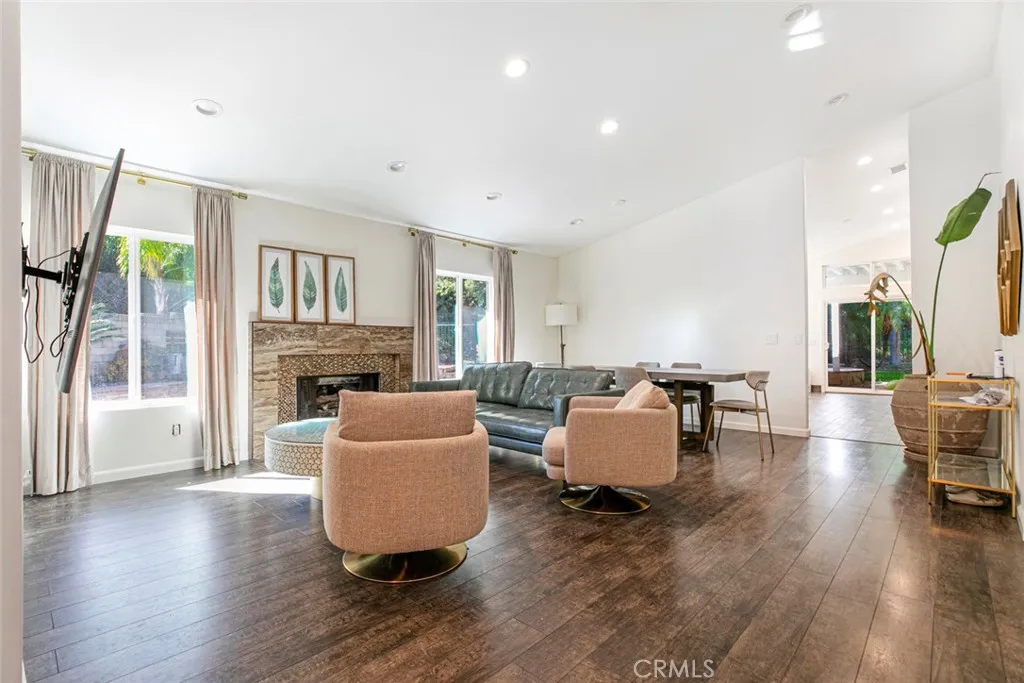 25803 Anderson, Stevenson Ranch, CA 91381 - Photo 4 of 23, Stevenson Ranch, CA