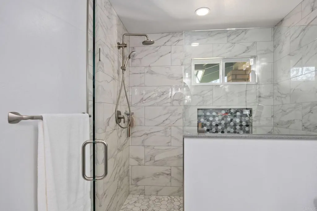 https://cdn.realtyfeed.com/cdn/127/306594530/b3097c66c061c637aa99e9a827738ad0.webp
