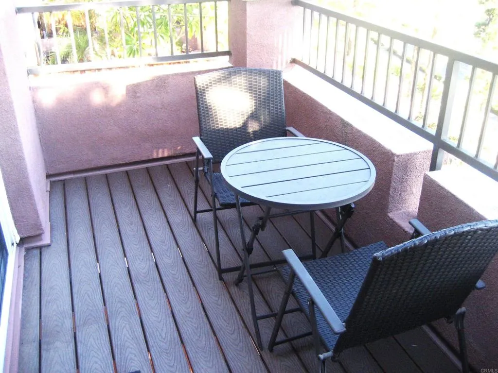 https://cdn.realtyfeed.com/cdn/127/306594558/445ea8f178675ce61c06ccb8c4c72614.webp