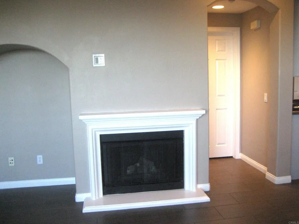 https://cdn.realtyfeed.com/cdn/127/306594558/f1f5e7be32ac92bb56ad12f940bfea38.webp