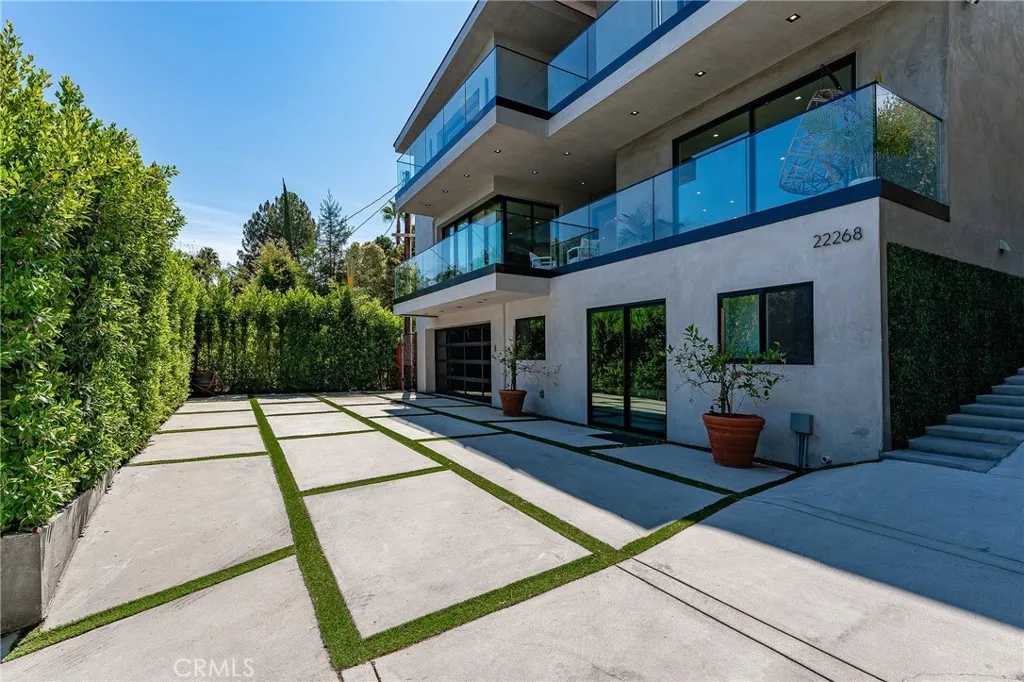 22268 Avenue San Luis, Woodland Hills, CA 91364 - Photo 4 of 52, Woodland Hills, CA