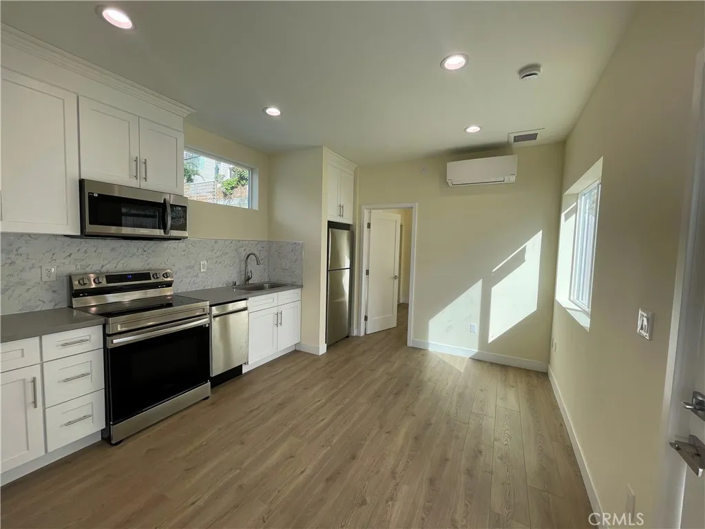 2739 Sycamore Avenue Unit A, Montrose, CA 91020 - Photo 2 of 17, Montrose, CA