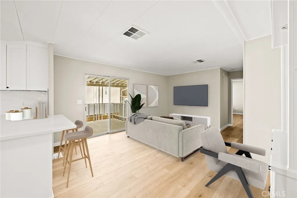 https://cdn.realtyfeed.com/cdn/127/306594702/036f5aababa140b18064ea89c2f2289c.webp