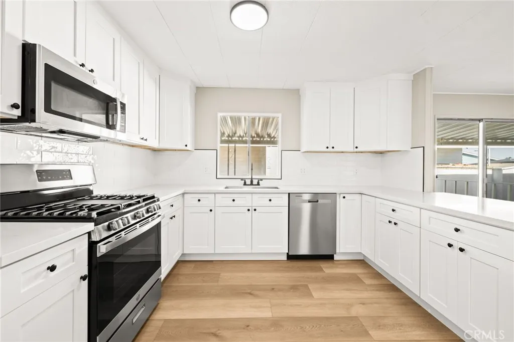 https://cdn.realtyfeed.com/cdn/127/306594702/23ad7ae871735e3638c9ae6651addf25.webp