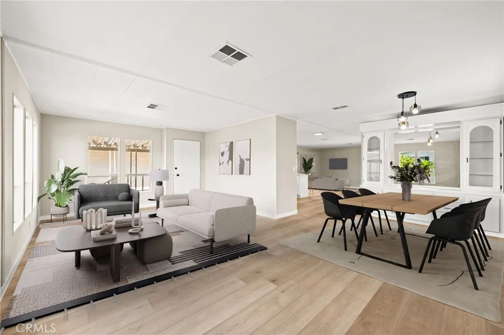 https://cdn.realtyfeed.com/cdn/127/306594702/2b55081ccbb33a59183e4b263c03ebe4.webp