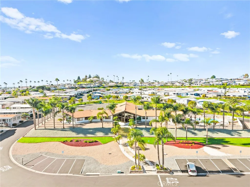 https://cdn.realtyfeed.com/cdn/127/306594702/2fa2975d8f242c073367571f75cfe340.webp