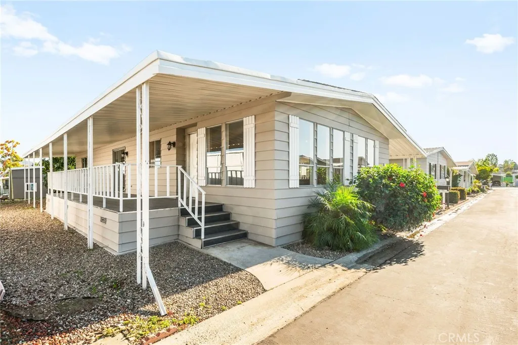 https://cdn.realtyfeed.com/cdn/127/306594702/310c3a784412b09527ce740902f145ae.webp
