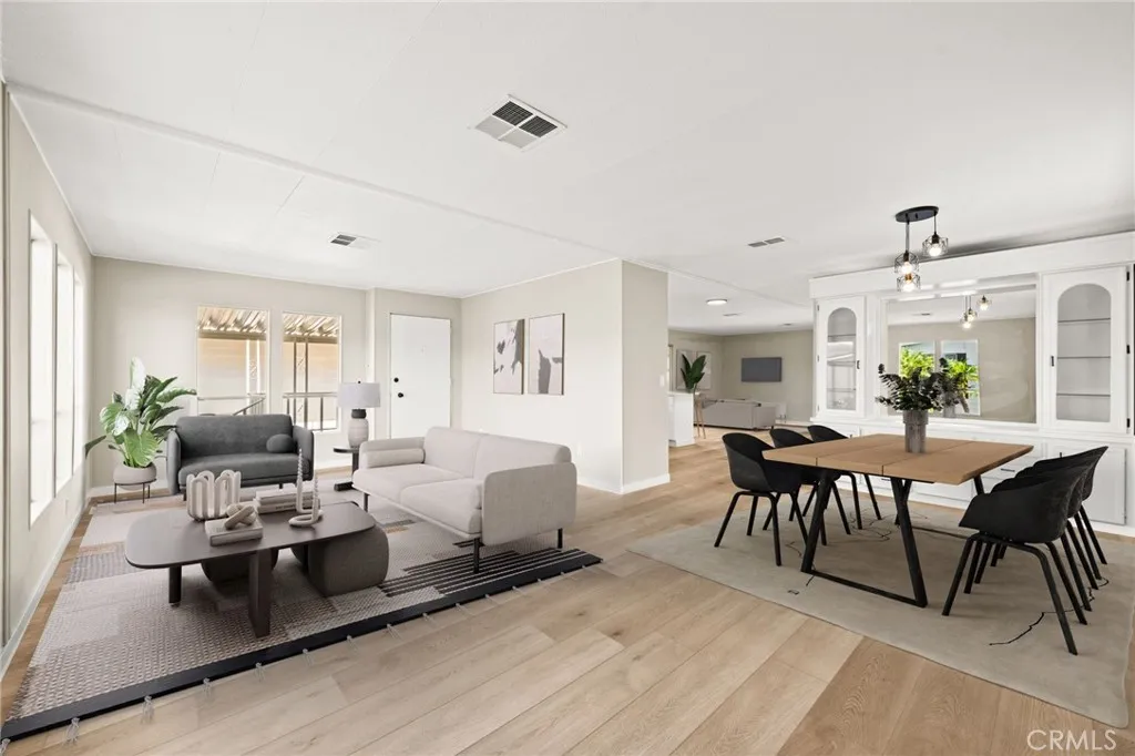 https://cdn.realtyfeed.com/cdn/127/306594702/53829227b16e8a4d87c006187e15bcee.webp