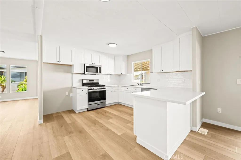https://cdn.realtyfeed.com/cdn/127/306594702/7ba53c48fe67f1dde5974a99967e2817.webp