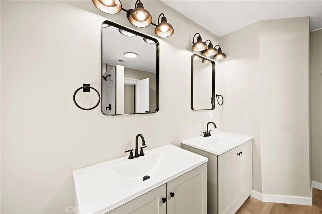 https://cdn.realtyfeed.com/cdn/127/306594702/ad2851ca5473b1d71c14c68ce720c912.webp
