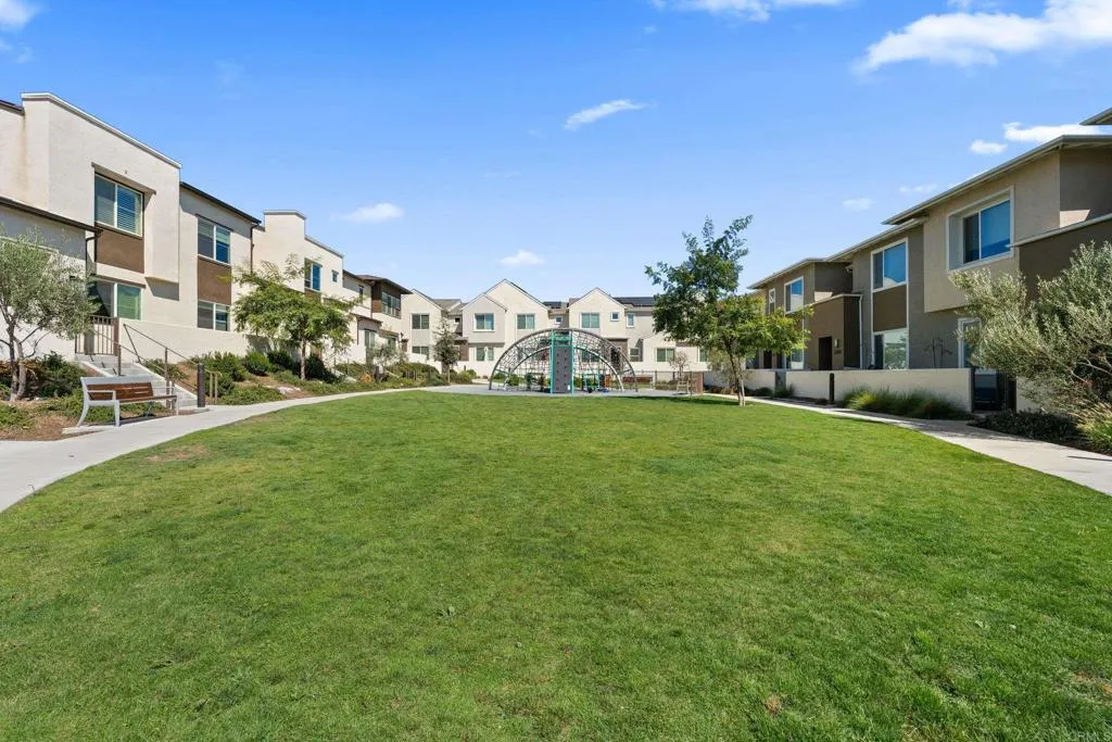 https://cdn.realtyfeed.com/cdn/127/306594755/41e42026f21fc1b30911c5880855f46c.webp