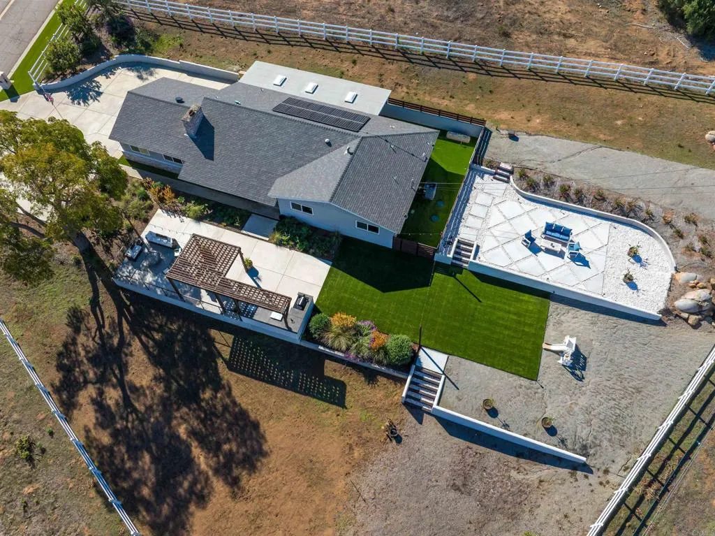 https://cdn.realtyfeed.com/cdn/127/306594769/ae4888ffcc896310c894d51df4a066ab.webp