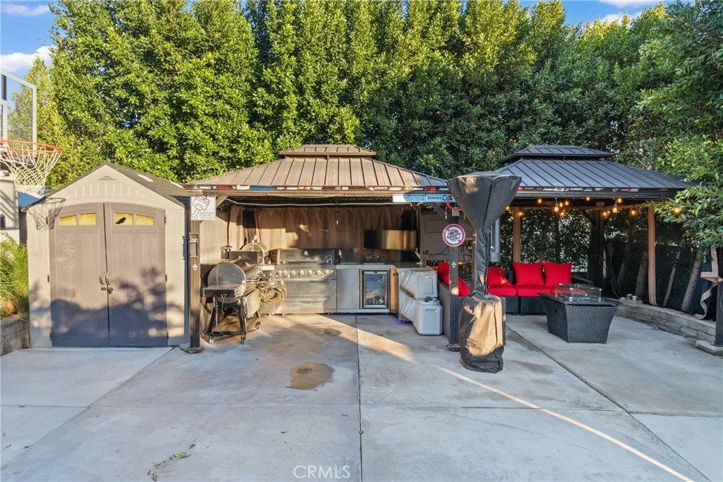 6809 Haywood Street, Tujunga, CA 91042 - Photo 3 of 18, Tujunga, CA