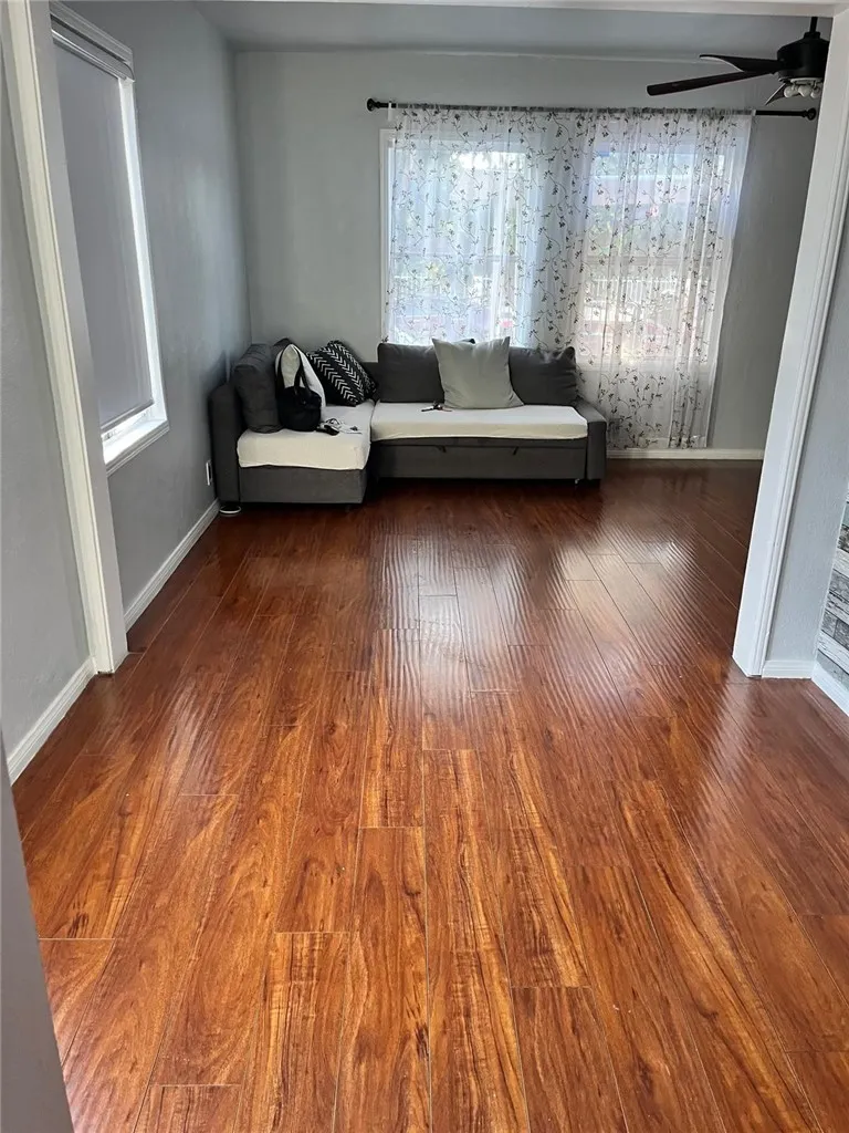 2102 E Lucien, Compton, CA 90222 - Photo 4 of 10, Compton, CA