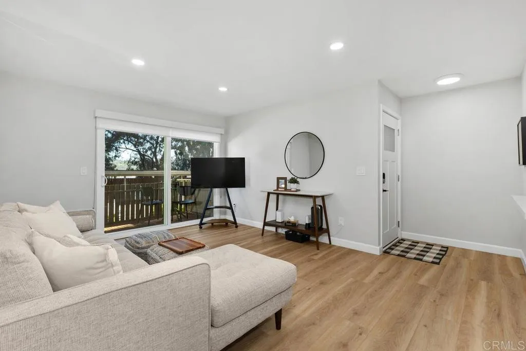 Photo #5: NDP2511098 Listing: Photo #5